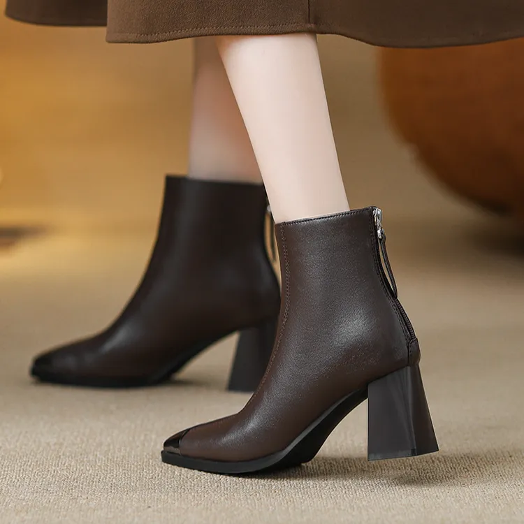 【专柜】法式复古风女真皮方头粗跟7cm高跟金属包头侧拉链气质短靴