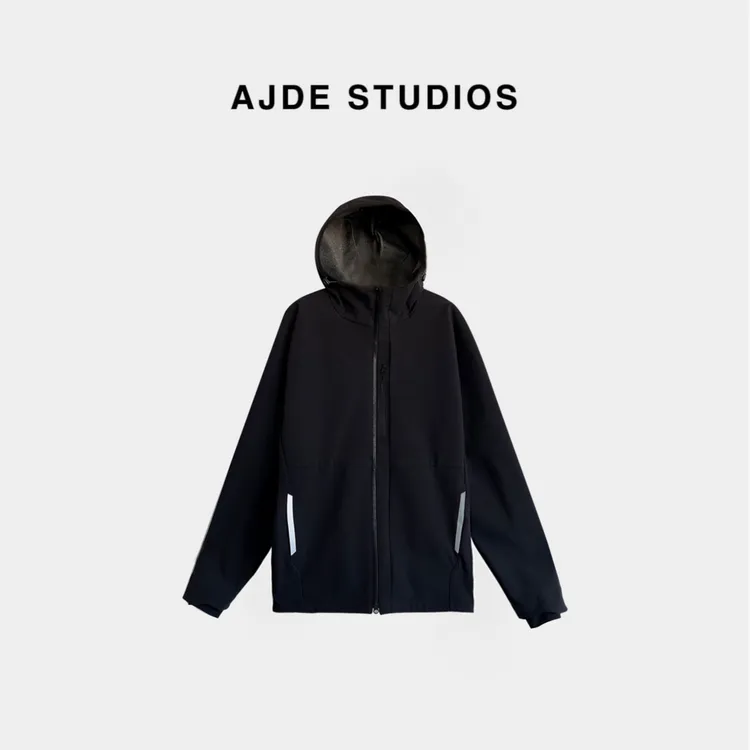 AJDE｜追风者运动外套 01