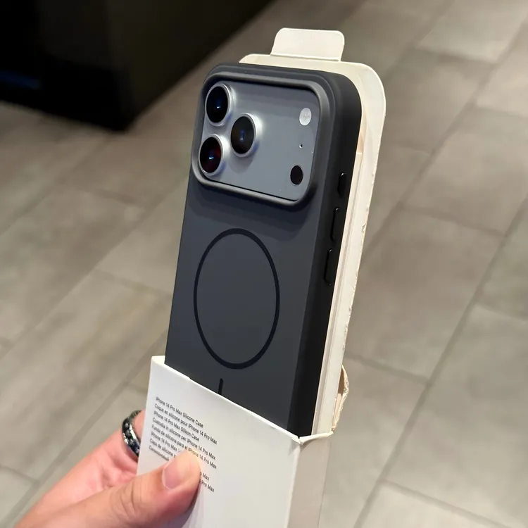 硬壳磨砂适用苹果17手机壳磁吸iPhone16Promax防摔1514简约保护套