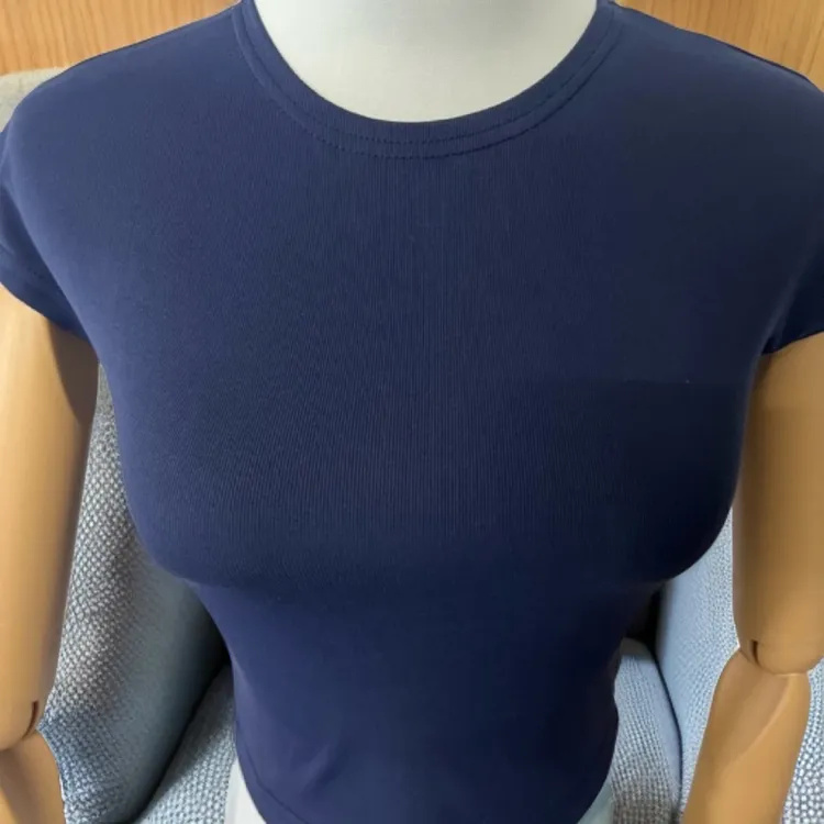 短袖极简风抗起球飞飞袖圆领T恤修身时尚百搭地雷系
