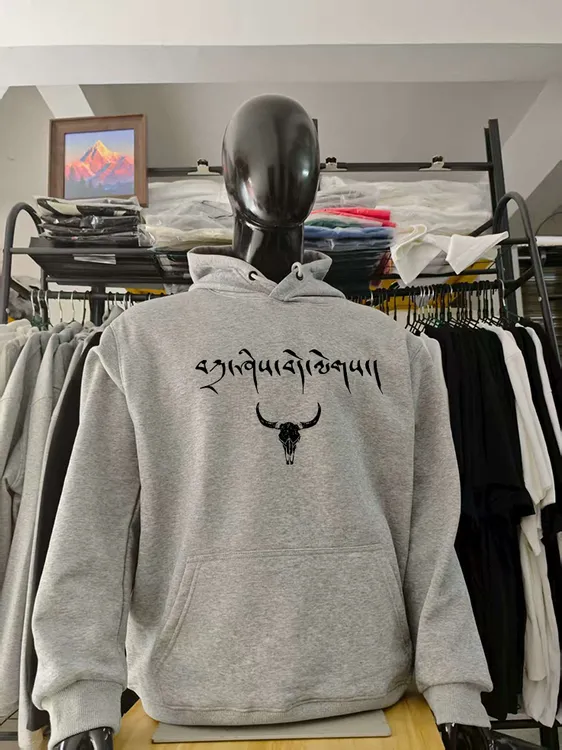 藏式潮牌轻奢服饰男女同款帽衫秋冬季藏文LOGO印花加绒连帽卫衣