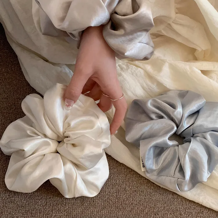 韩系纯色缎面光泽感大号发圈女低马尾皮筋法式简约高级大肠圈头饰