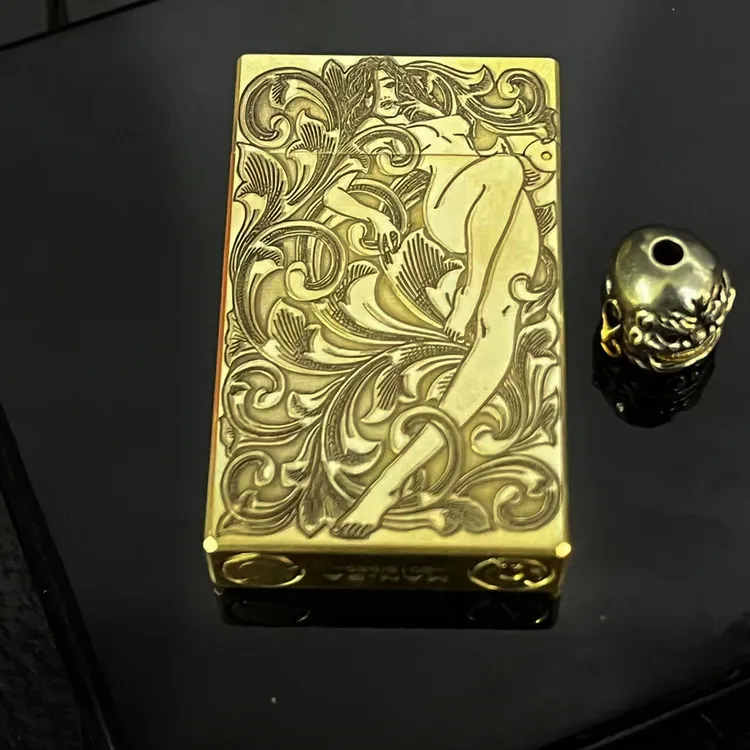 L.Man.Ba财色双收朗声汽机打火机有小礼盒（非图片礼盒)