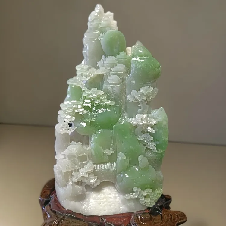 和田玉翠青山子摆件