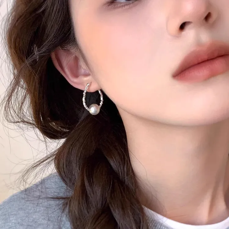 铜合金耳饰 小众设计碎银子耳环高级感珠珠耳钉气质冷淡风简约女 