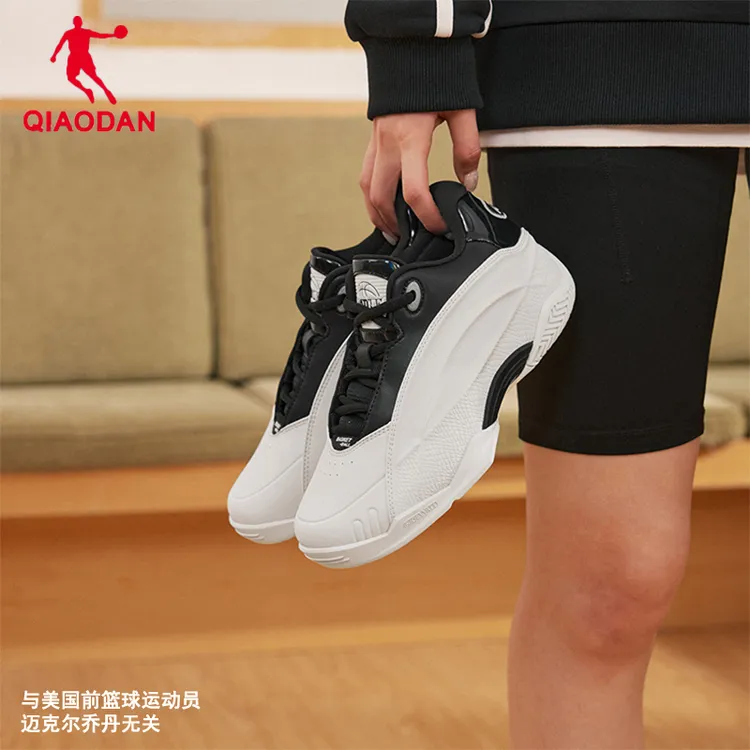 乔丹2025新款潮流女运动鞋防滑减震篮球鞋轻便复古百搭休闲鞋