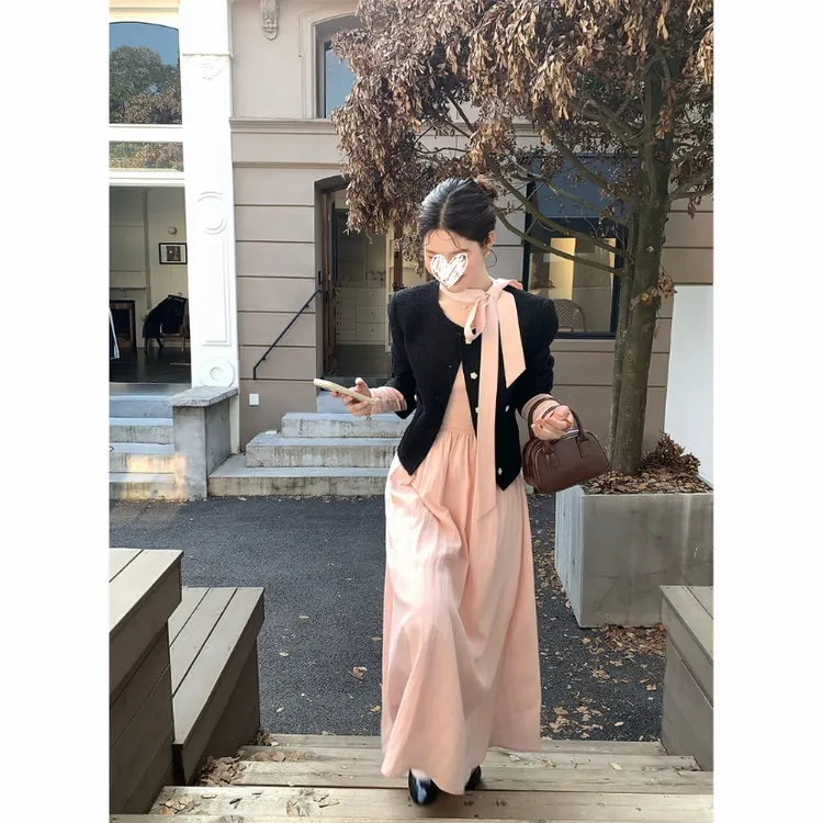 韩系气质百搭法式小香风外套+温柔粉色长袖连衣裙两件套装D721