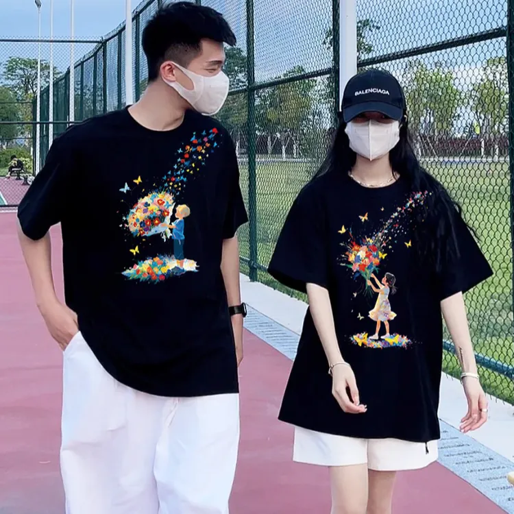 不一样的情侣装送鲜花短袖夏季2025新款独特设计感不撞款宽松t恤