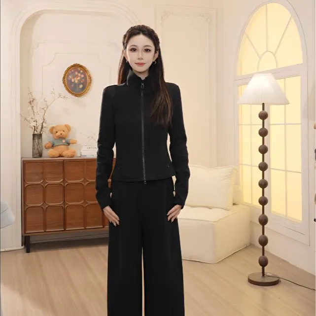 Basic House/百家好2025秋冬新款设计师休闲百搭加绒两件套 DDP54