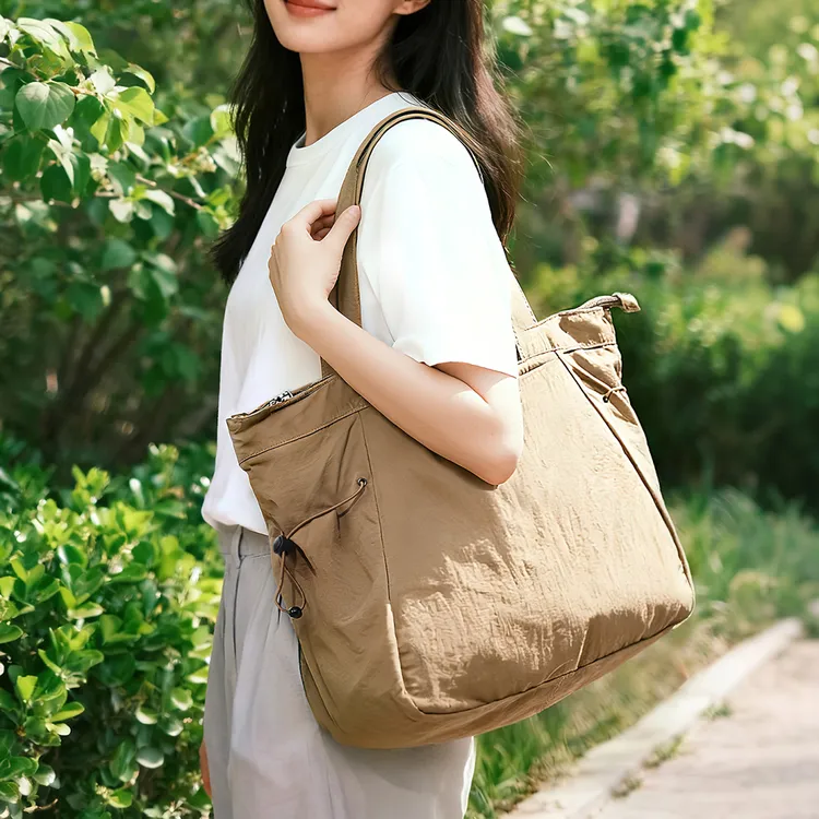 werocker托特包女生大容量上学上班族通勤高级感旅游轻便背包