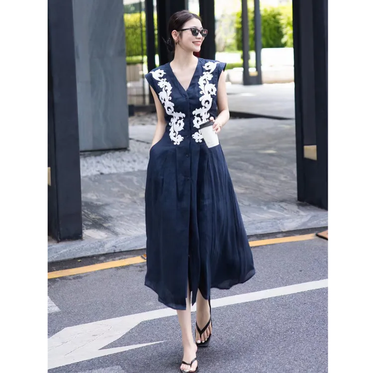 ZEROYK法式优雅连衣裙2025夏季新款重工绣花亚麻高腰大摆长裙