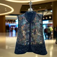 新中式国风盘扣浮雕花马甲女刺绣拼接显瘦洋气马夹外套坎肩上衣