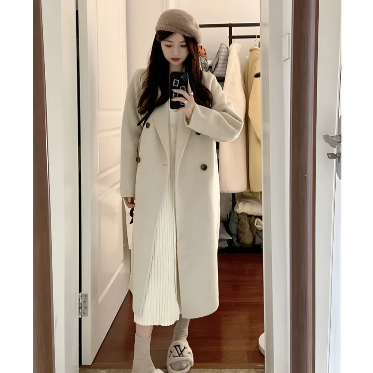 燕麦色毛呢大衣女中长款2025冬季韩版加厚夹棉休闲双排扣毛呢外套
