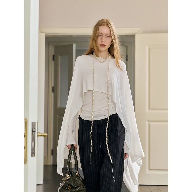 A KIND EGO 不被定义里两件套斗篷上衣K6051