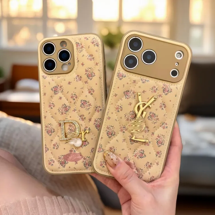 【卡其碎花系列】适用苹果17promax/16/15/14/13全包软边秋冬手机壳