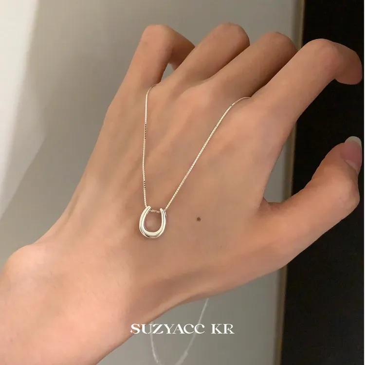 Suzyacc Kr 坠链均925银【马蹄扣】项链气质轻奢时尚DX0281