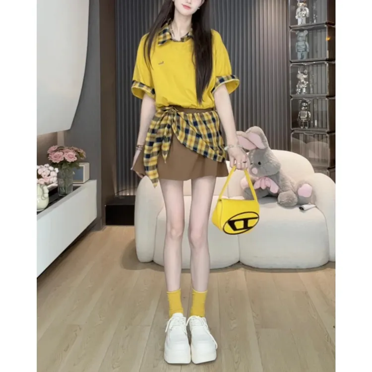 韩系小个子穿搭一整套女夏季撞色格子短袖搭配拼接屁帘短裙两件套