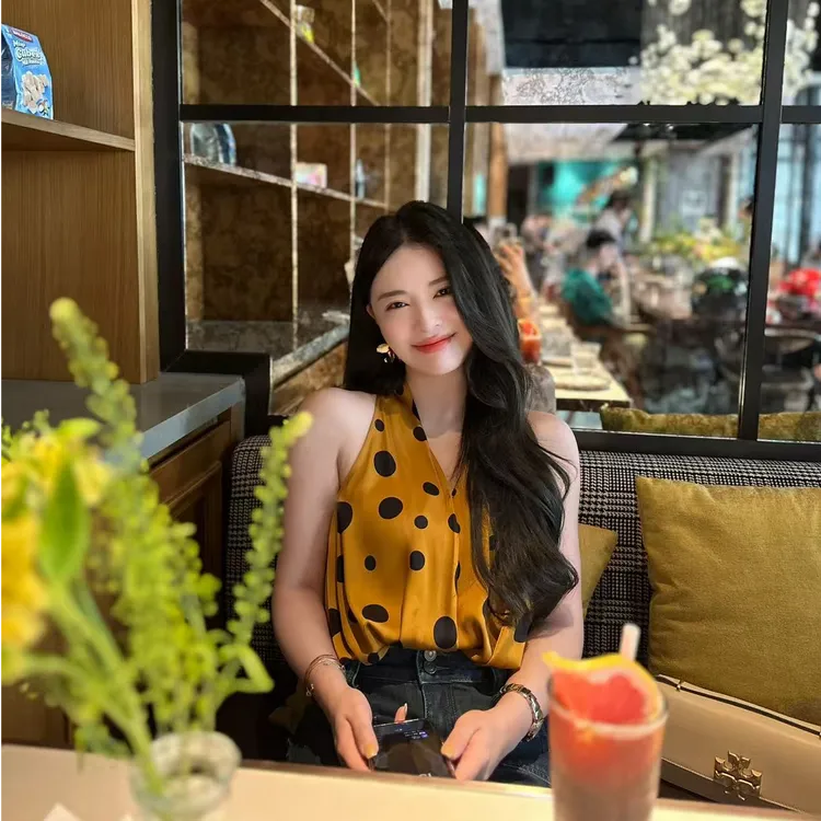 福利10.8号时尚气质名媛港风波点多穿绑带上衣 （现货）  修身显瘦