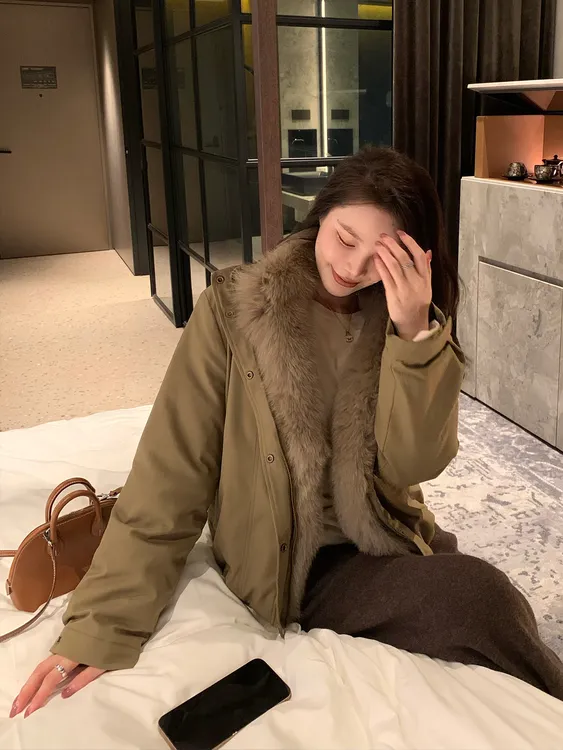 BIG WHITE REMADE“卡特兰夜空”狐狸毛90白鹅绒派克羽绒服A9071