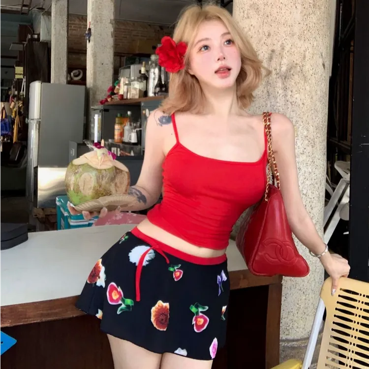 纯欲风辣妹红色吊带背心女2025夏季新款复古港风修身显瘦上衣外穿