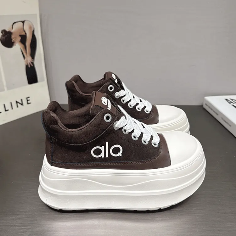 欧货厚底加绒高帮鞋女2025秋冬新款轻便软底休闲板鞋小个子松糕鞋