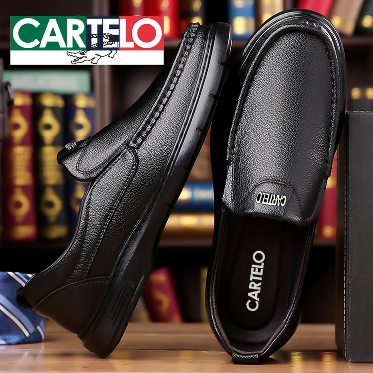 卡帝乐鳄鱼休闲皮鞋真皮软底防滑大码男中老年四季爆款透气爸爸鞋