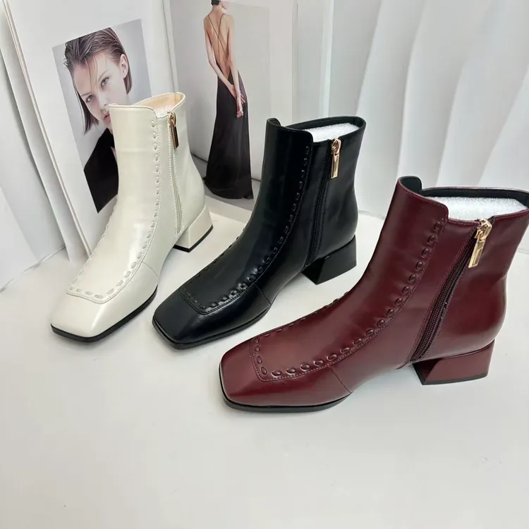 H69516休闲风休闲粗跟方跟冬季中跟短靴单靴靴子女靴气质