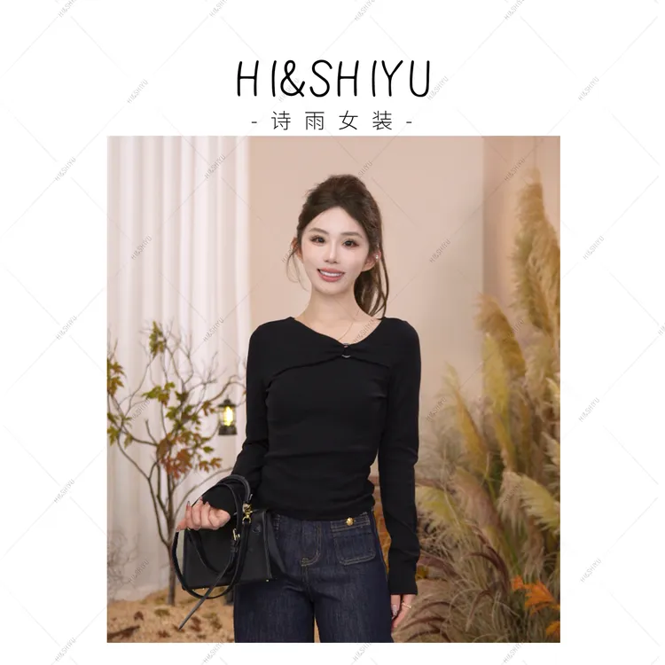 诗雨设计【魅力T】25年新款显瘦气质环扣修身一字领打底衫