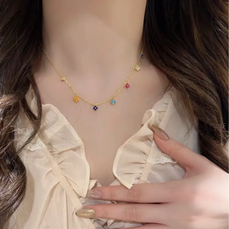 铜合金项链 彩虹四叶花多巴胺项链女幸运四叶草轻奢百搭锁骨链