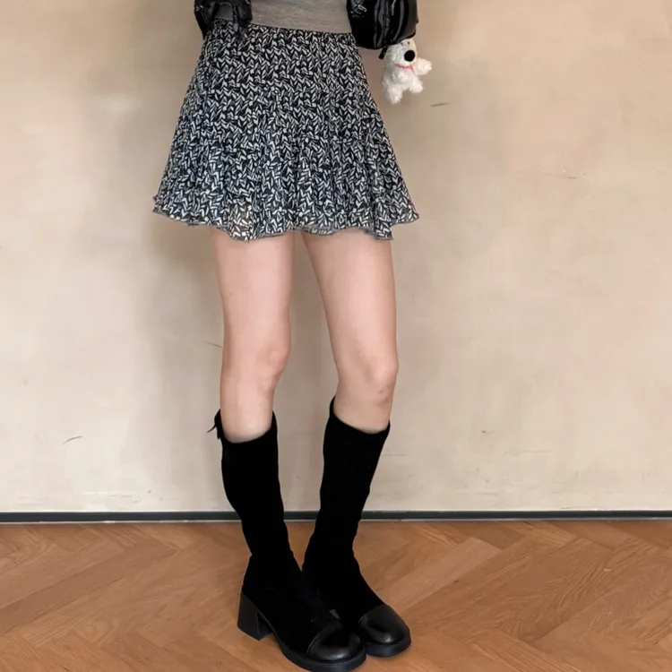 【芝士Cheese】非正式芭蕾  花色显瘦薄款碎花半身百搭松紧腰短裙 