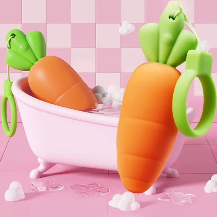 网易春风月下胡萝卜摆件可爱胡萝卜钥匙扣挂件