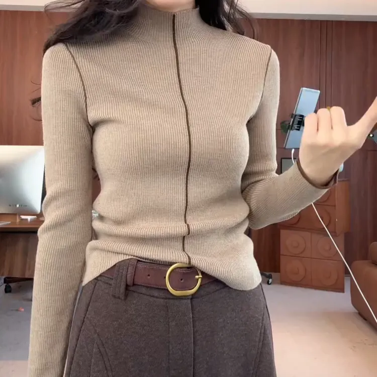 2025秋冬新款气质时尚立领百搭设计感针织衫LK2508189