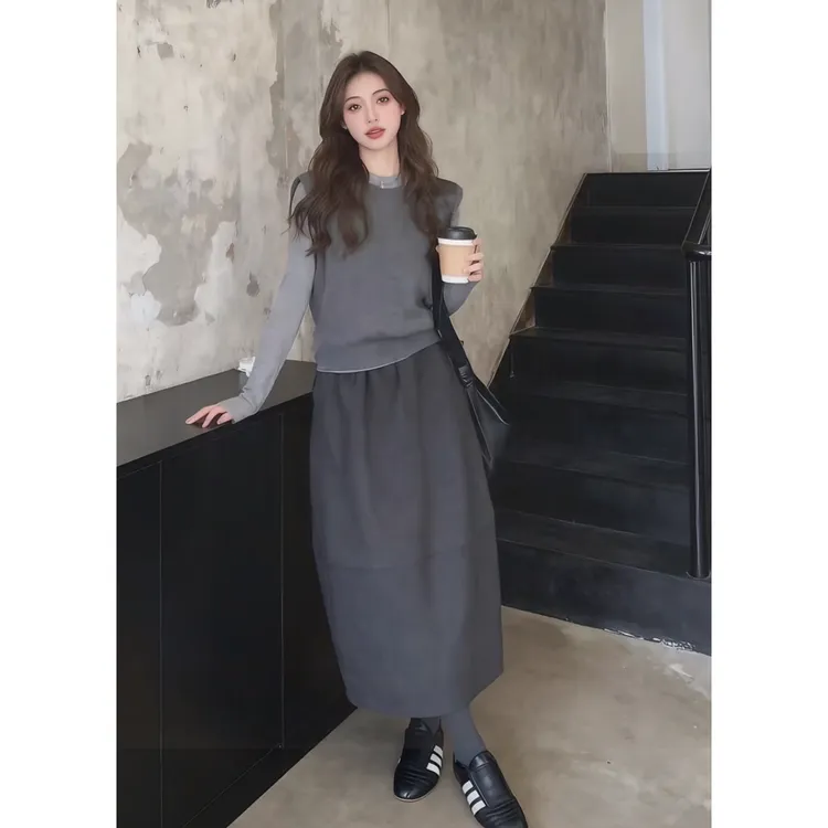 韩系灰色针织马甲打底衫黑色半身裙三件套显瘦高级秋冬chic套装女