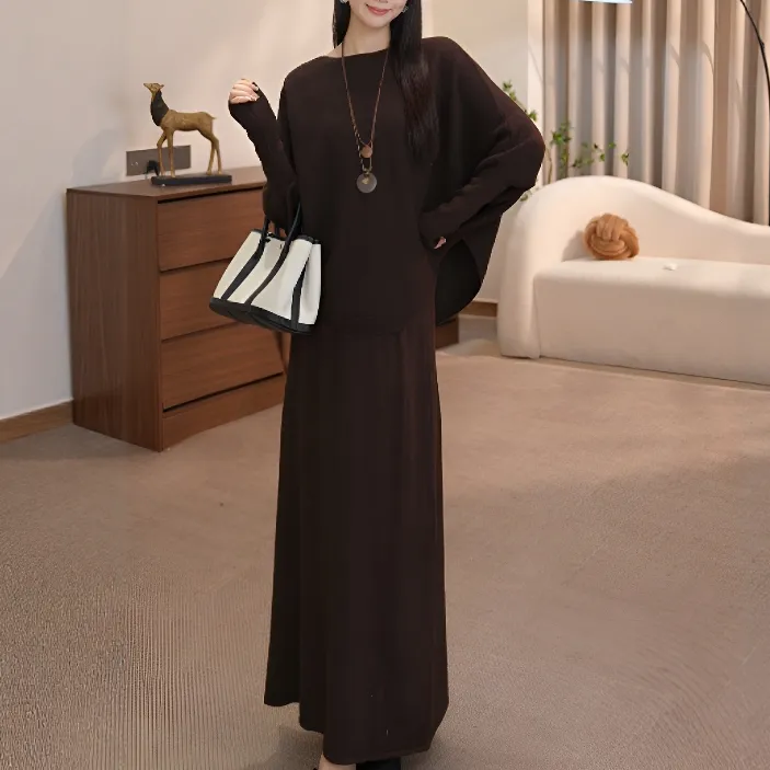 外致家2025春秋新款松弛蝙蝠袖不规则针织上衣阔腿高腰半裙两件套