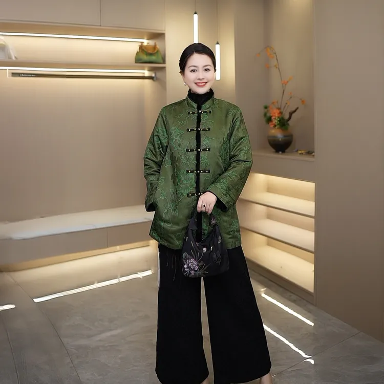 气质款大衣时尚加绒保暖秋冬女士百搭休闲短款外套新款宽松大码