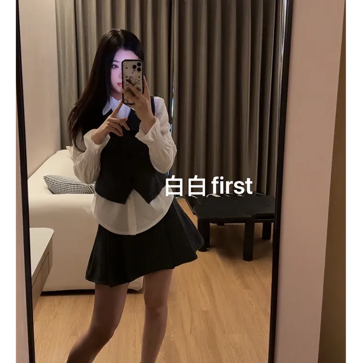 《白白first》韩系千金学院风女冬高级洋气收腰马甲衬衫短裙三件套