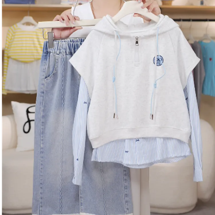 假两件套装2025秋款休闲洋气卫衣女孩子连帽宽松文艺套装csc2352