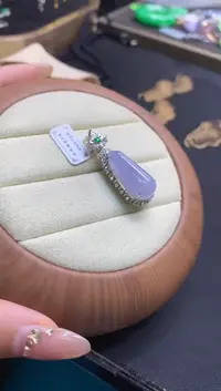 翡翠18K金镶嵌吊坠(不含链)福瓜