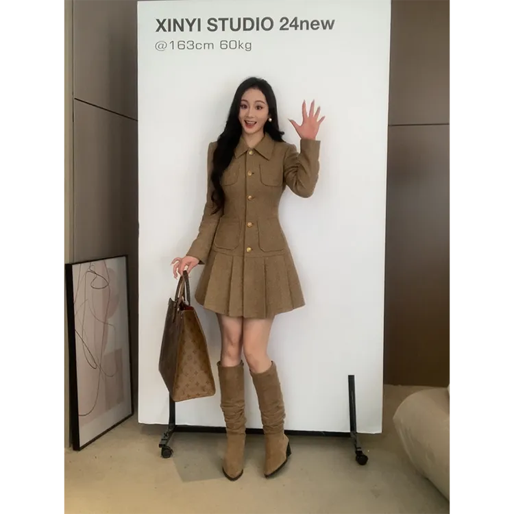 XINYI【奏响冬日】秋冬polo领毛呢连衣裙收腰显瘦气质X624Q20723