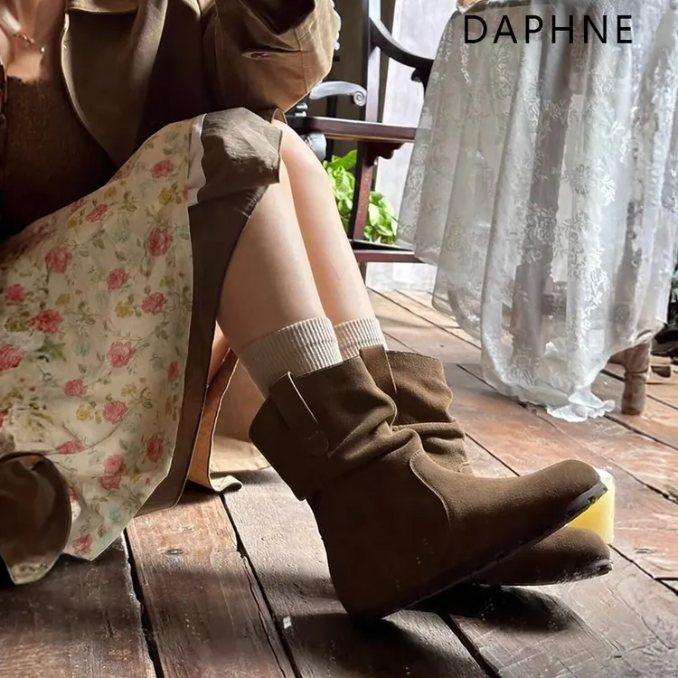 达芙妮美拉德靴子勃肯短靴女2025新款秋季棕色巨好看堆堆靴马丁靴