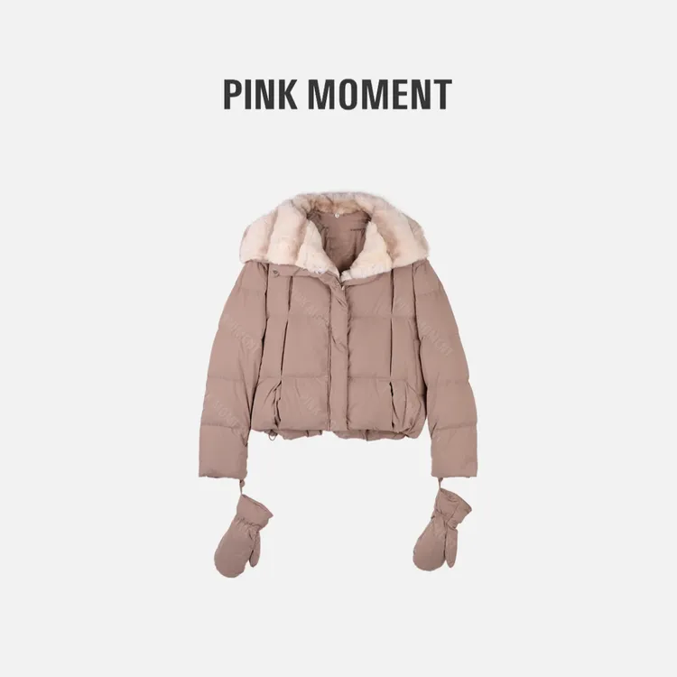 PM王囡囡 奶茶色连帽拼獭兔毛领边可拆手套鹅绒服 ND1D2053