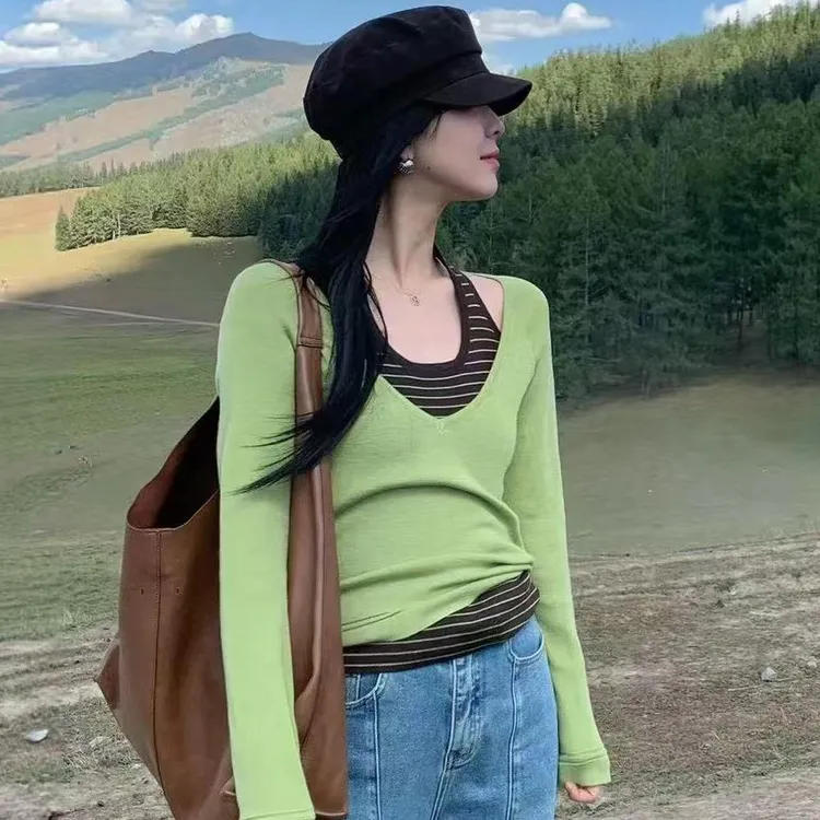 初秋纯欲风挂脖条纹撞色长袖叠穿两件套女叠穿设计感小众显瘦上衣
