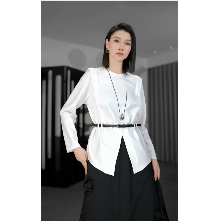 鑫鑫2025秋季新款韩版小众收腰设计宽松开叉配长袖百搭T恤1501