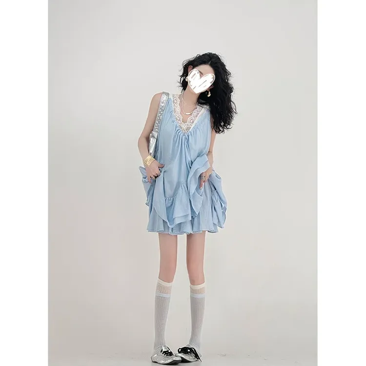 法式不规则蕾丝荷叶边吊带上衣女夏季度假风高腰短裙花苞裙套装