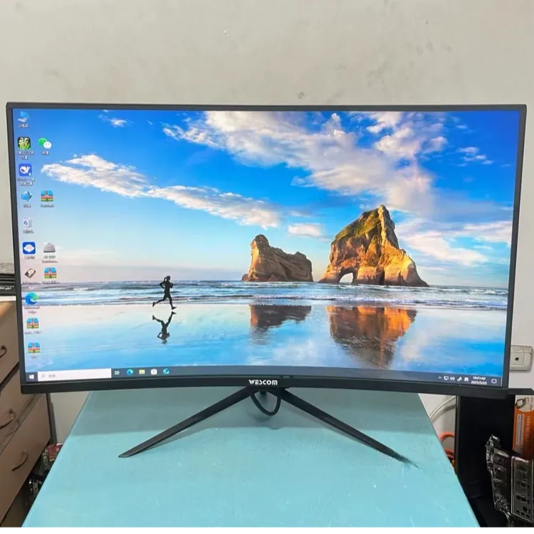 9新 Great Wall/长城 32寸曲屏  1K 240HZ超薄 高刷无边框显示器