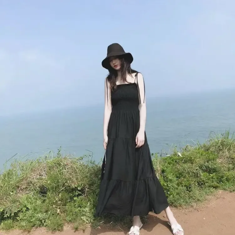 夏季新款高弹力法式连衣裙爆款小黑裙赫本风气质裙子大码吊带裙