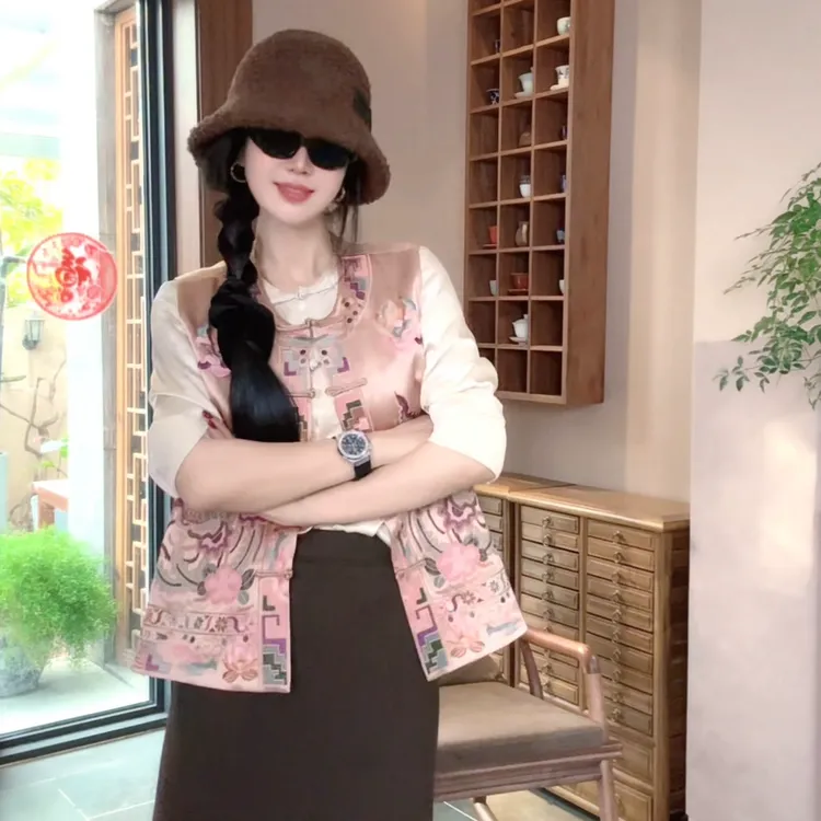 宋韵 芳华设计新中式醋酸刺绣马甲国风百搭刺绣马甲FH-A0153