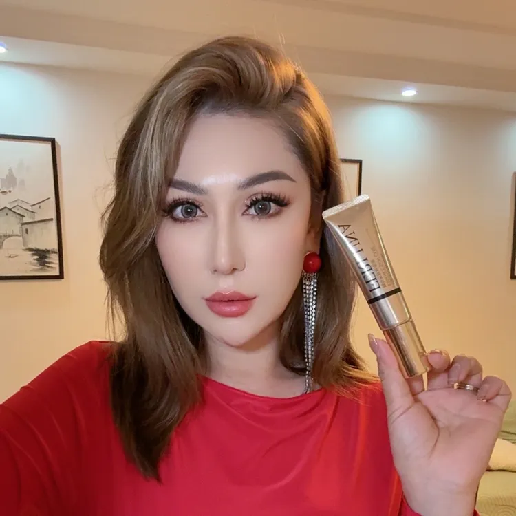 FERLUNA精华养肤粉底液送美妆蛋（包装拆开无法退货退换）