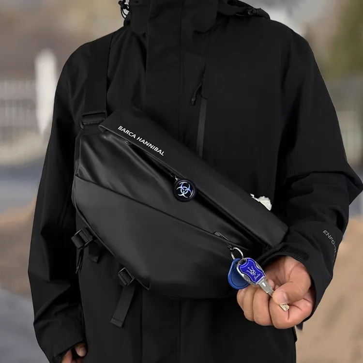 户外潮牌运动斜挎包男款男士机能潮流斜挎包潮酷单肩背包斜挎包