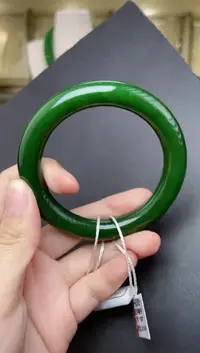 【闪购商品】和田玉手镯未镶嵌收藏级菠菜绿手镯